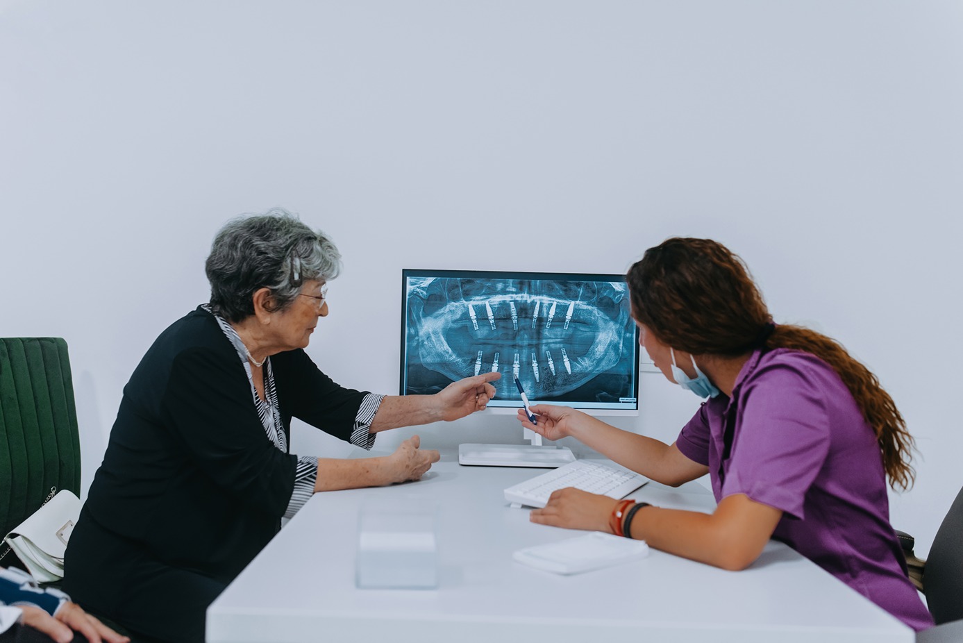 Featured image for “Dealing With Jaw Pain or Pressure? It May Be Time for Wisdom Teeth Removal in Rockville”